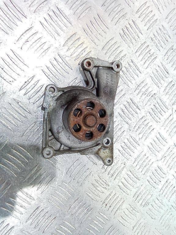 помпа Renault Fluence 1 поколение 2010, 8200713853 - фото №1
