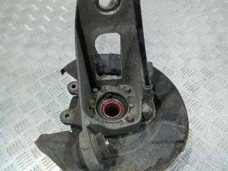 кулак задний левый BMW X5 E53 [рестайлинг] 2005