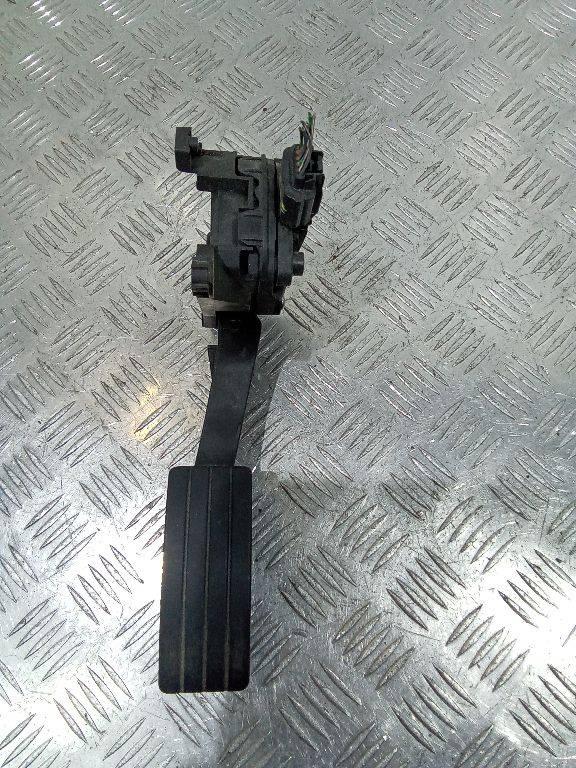 педаль Renault Twingo 3 поколение 2017, 180023357R - фото №1