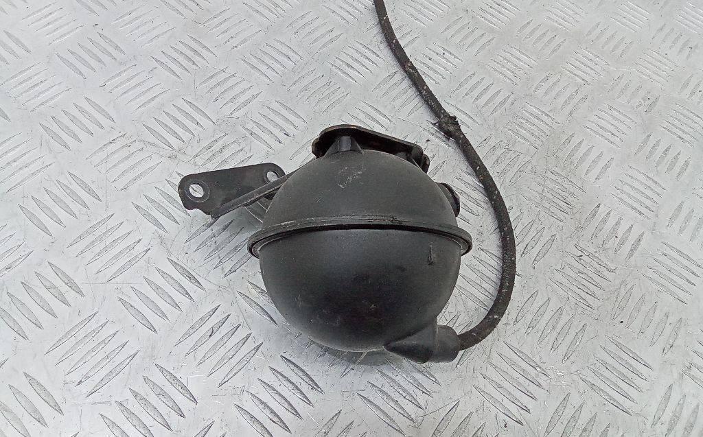 вакуумный ресивер Volkswagen Golf 4 поколение 1998, 1.9 л., дизель, МКПП, 054129808 - фото №1