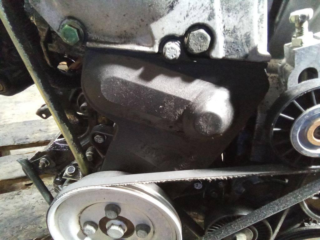 защита (кожух) ремня ГРМ Renault Clio 2 поколение 1998, 1.6 л., бензин, МКПП - фото №1