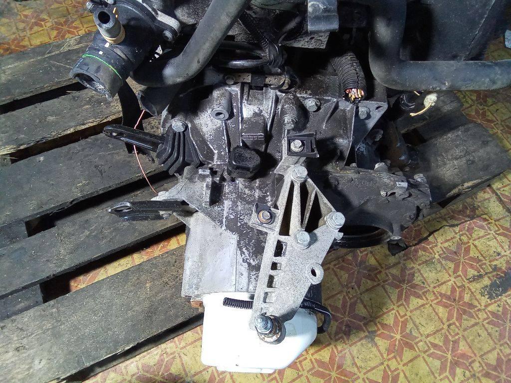 комплект сцепления Renault Clio 2 поколение 1998, 1.6 л., бензин, МКПП - фото №1