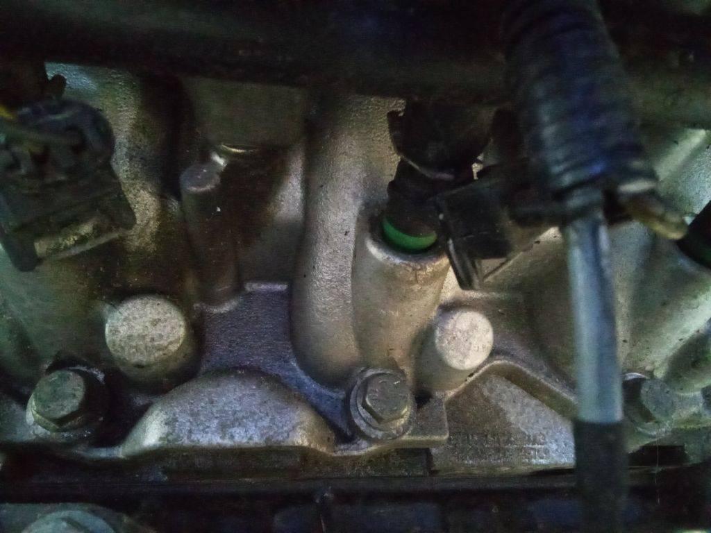 форсунка Renault Laguna 2 поколение 2002, 1.8 л., бензин, МКПП - фото №1