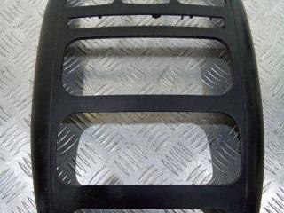 рамка под магнитолу Chrysler Voyager 4 поколение 2003, P05005575AB