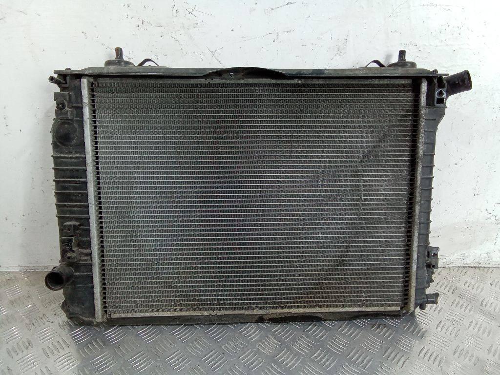 радиатор (основной) Chevrolet Nubira 1 поколение 2010 - фото №1