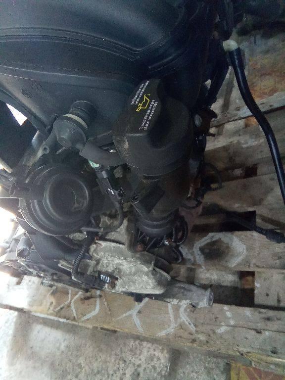 маслозаливная горловина Mercedes-Benz B-Класс W245 2006, 1.7 л., бензин, МКПП - фото №1