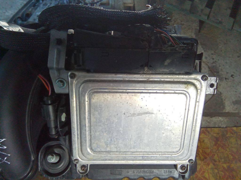 блок управления двигателем Mercedes-Benz B-Класс W245 2006, 1.7 л., бензин, МКПП - фото №1