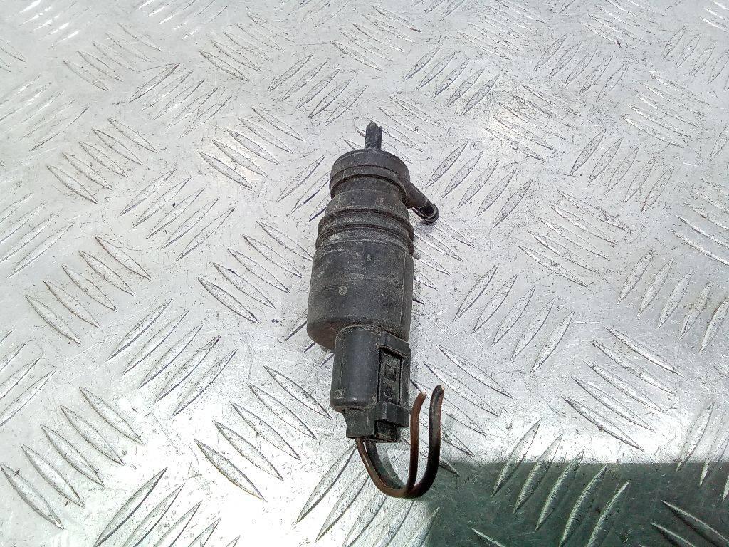 насос (моторчик) омывателя стекла BMW X5 E53 2000 - фото №1