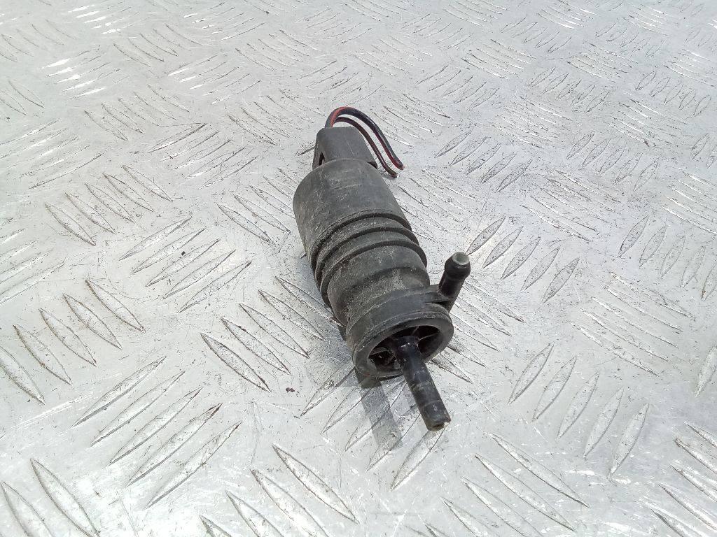 насос (моторчик) омывателя стекла BMW X5 E53 2000 - фото №1