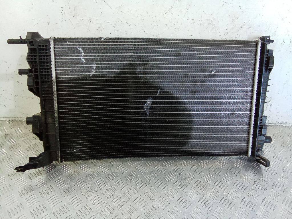 радиатор (основной) Renault Scenic 4 поколение 2016, 214100002R - фото №1