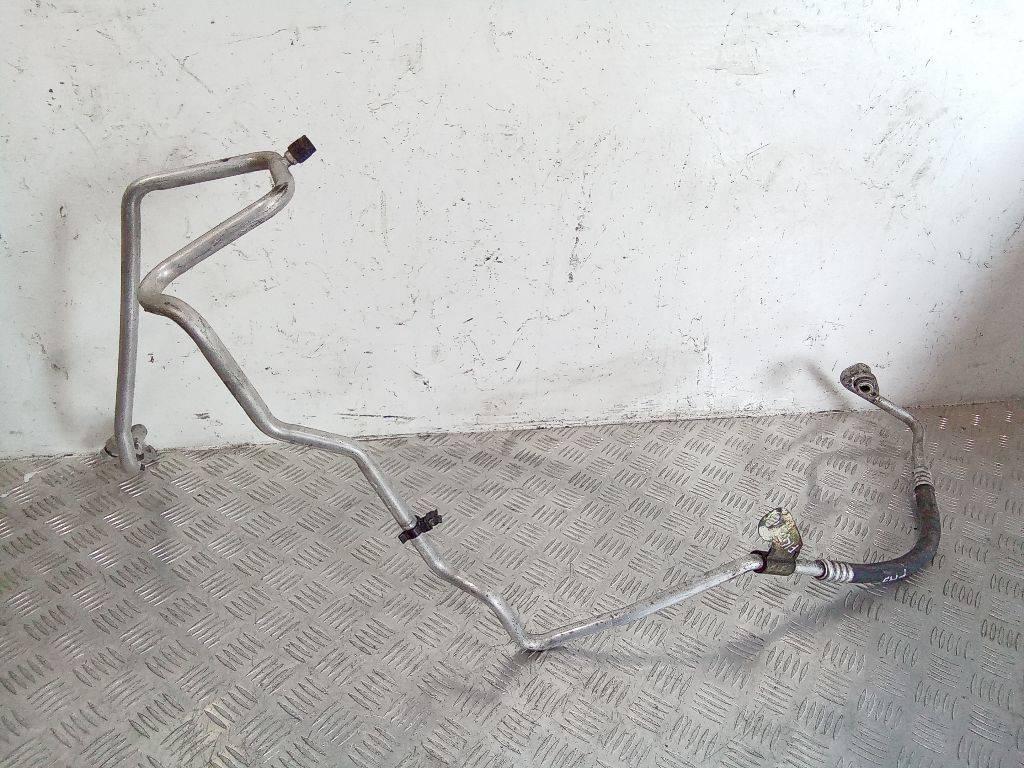 трубка кондиционера Nissan Primera P12 2004 - фото №1