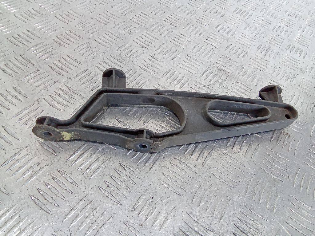 кронштейн (крепление) MAN TGA 1 поколение 2006, 81637350028 - фото №1