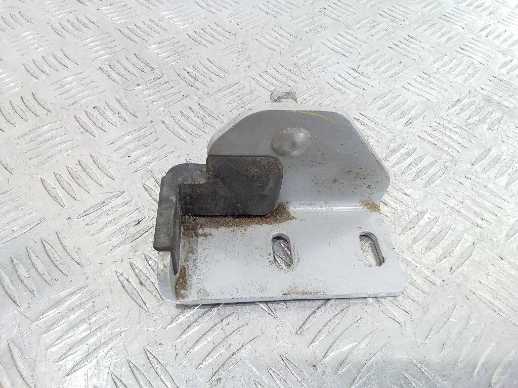 кронштейн (крепление) MAN TGA 1 поколение 2006, 81621590215 - фото №1