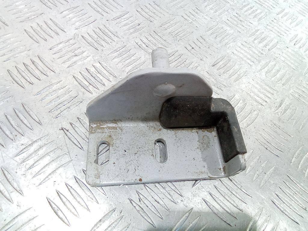 кронштейн (крепление) MAN TGA 1 поколение 2006, 81621590215 - фото №1