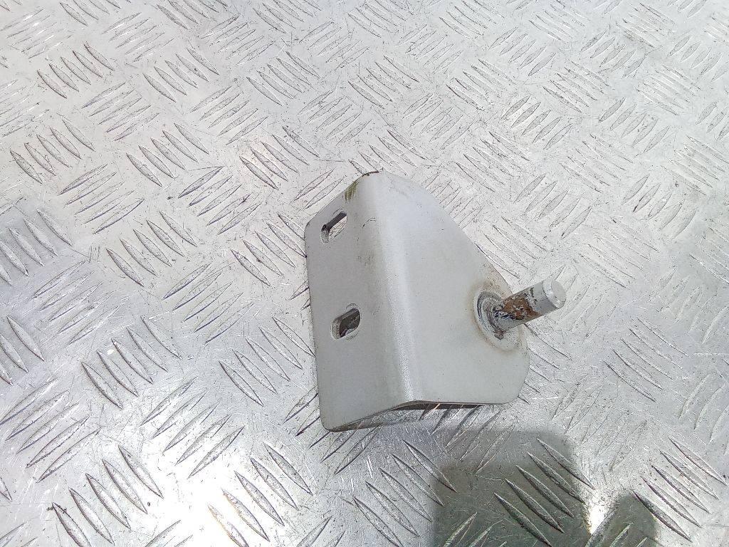 кронштейн (крепление) MAN TGA 1 поколение 2006 - фото №1