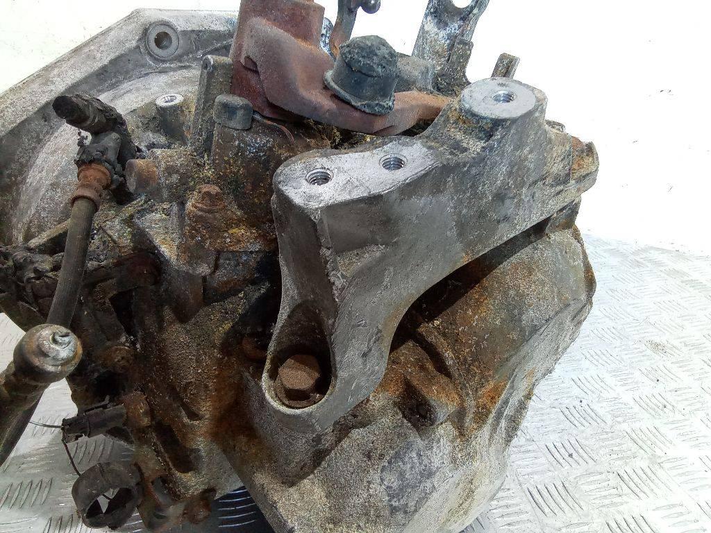 кронштейн КПП Opel Zafira 1 поколение (A) 2000, 2.0 л., дизель - фото №1