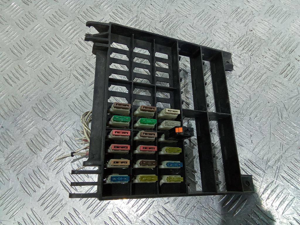 блок предохранителей MAN TGA 1 поколение 2005, 81254410684 - фото №1