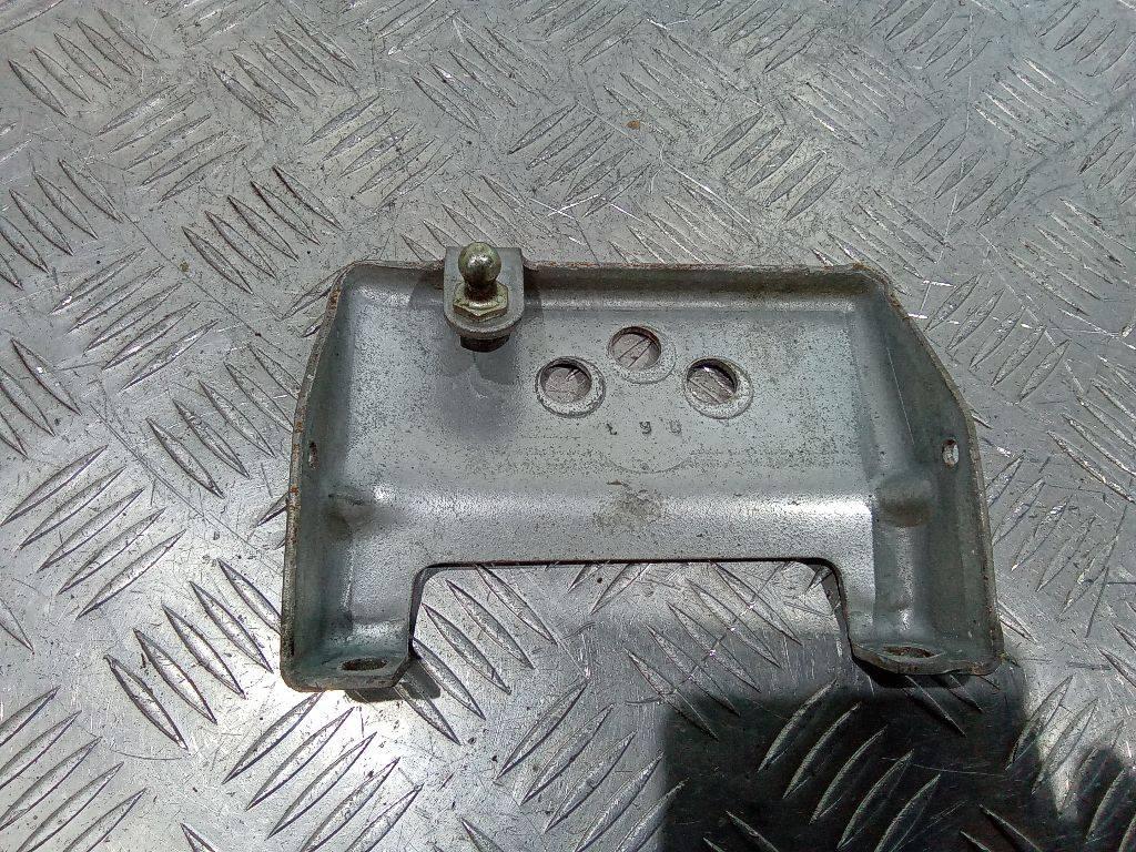 кронштейн (крепление) MAN TGA 1 поколение 2005 - фото №1