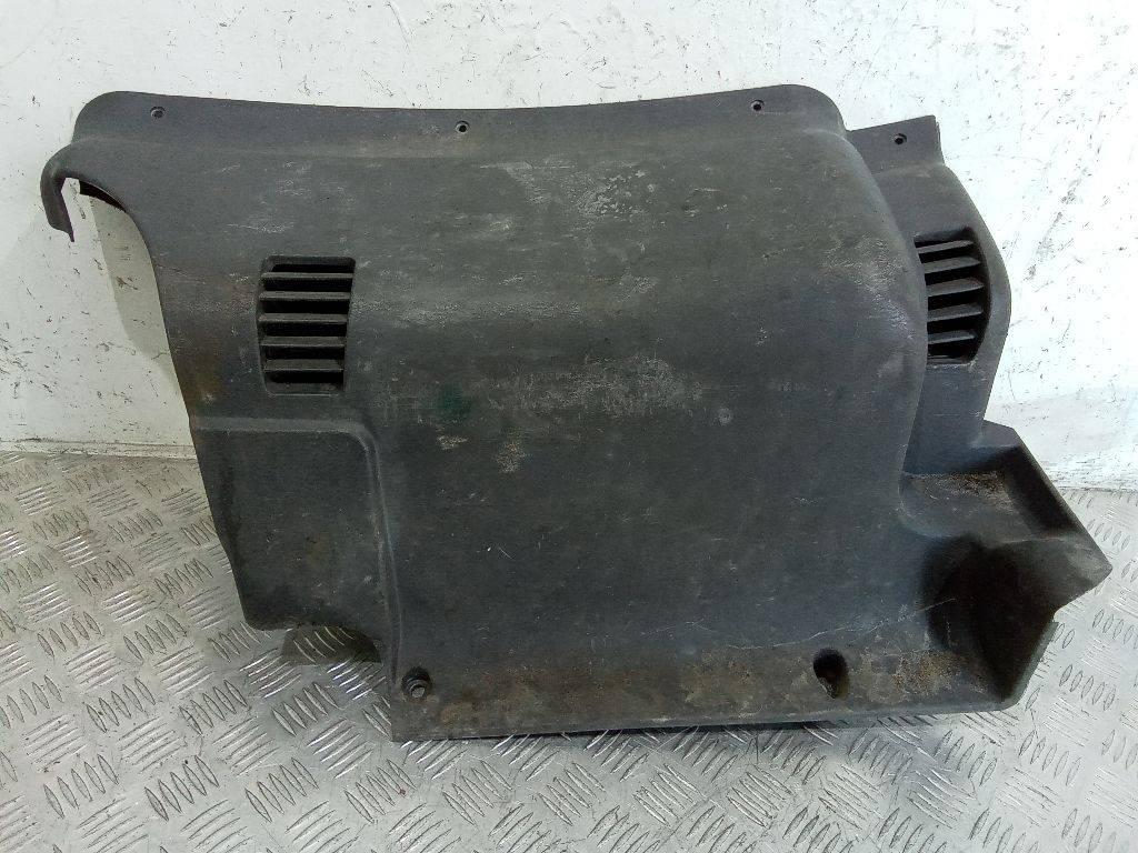 накладка на торпедо (консоль) Scania 4-Series 1999, 1368015 - фото №1