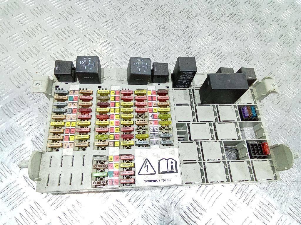 блок предохранителей Scania G 5 поколение 2006, 1780657 - фото №1