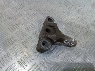 кронштейн двигателя Volkswagen Golf 4 поколение 2000, 1.4 л., бензин