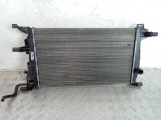 радиатор (основной) Renault Megane 3 поколение [2-й рестайлинг] 2015, 1.5 л., дизель, 214105378R