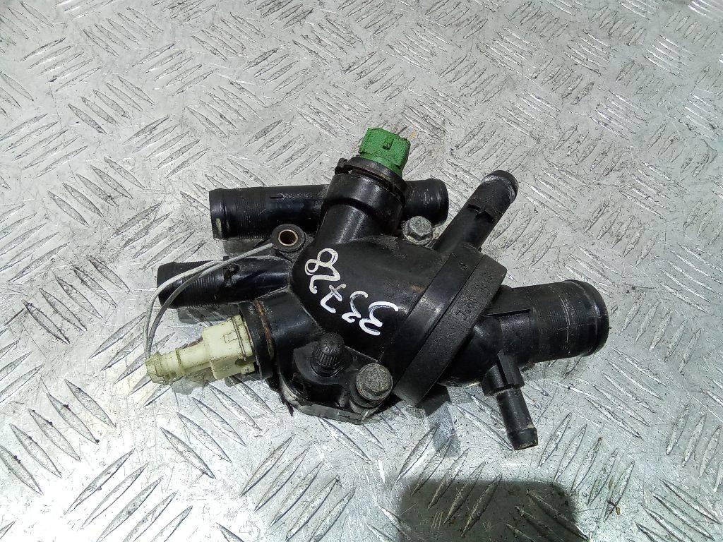 корпус термостата Renault 19 2 поколение 1997, 1.9 л., дизель, МКПП - фото №1