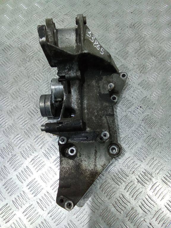 кронштейн генератора Renault Espace 4 поколение 2003, 1.9 л., дизель, МКПП, 8200183234 - фото №1