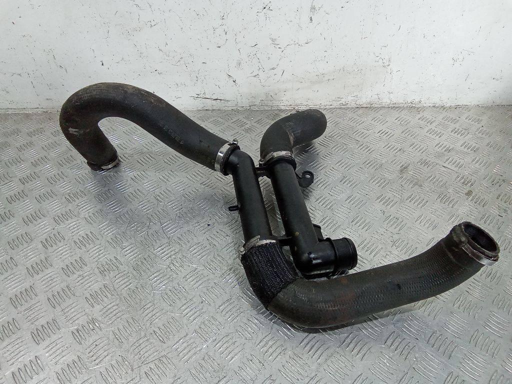 патрубок интеркулера Citroen C4 1 поколение 2007, 1.6 л., дизель, МКПП - фото №1