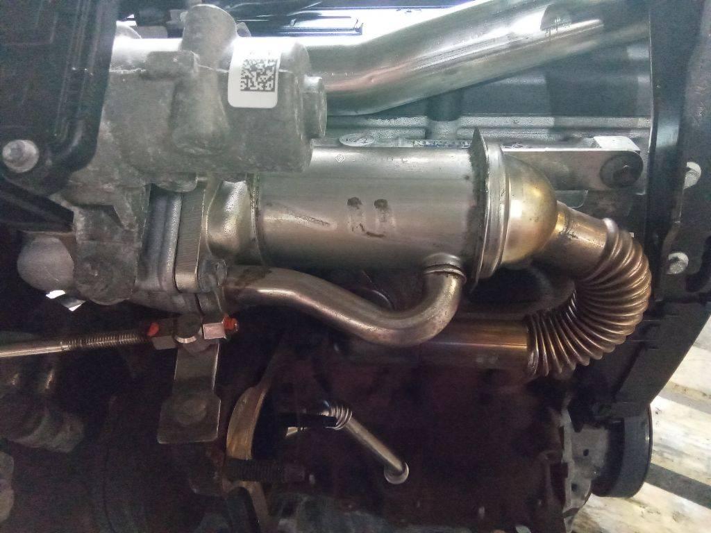 охладитель EGR / Радиатор EGR Renault Modus 2 поколение 2010, 1.5 л., дизель, МКПП, 147352070R - фото №1