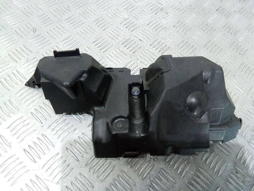 декоративная крышка двигателя Renault Modus 2 поколение 2010, 1.5 л., дизель, МКПП, 8200397015 - фото №1