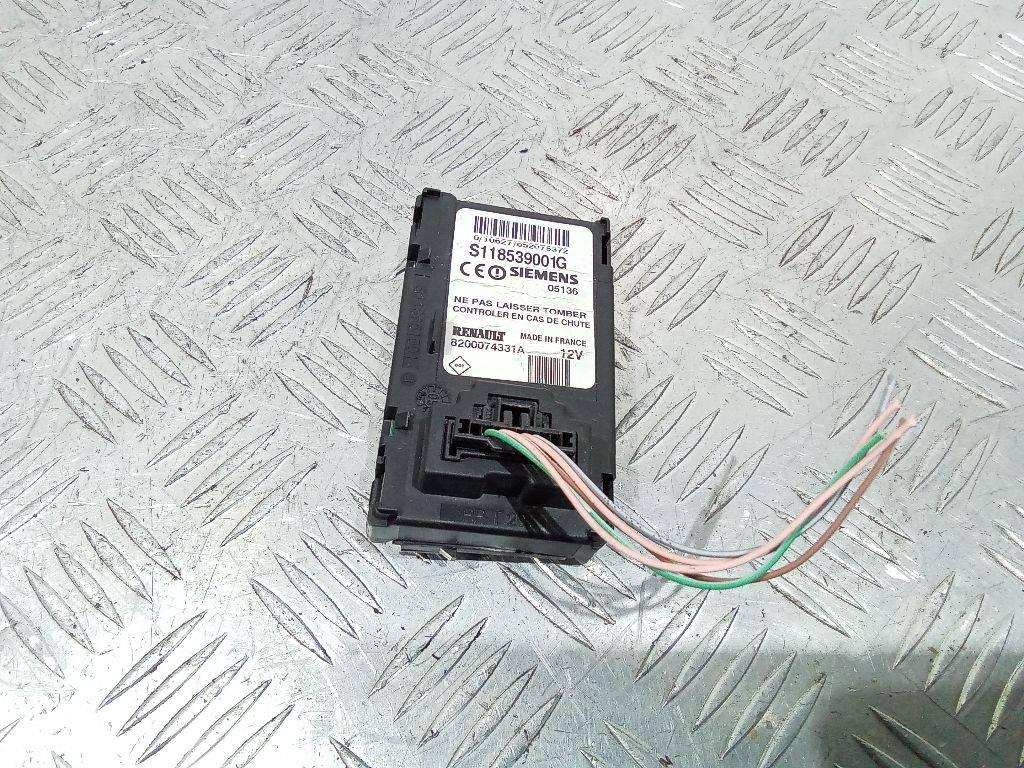 замок зажигания Renault Megane 2 поколение 2005, 8200074331 - фото №1