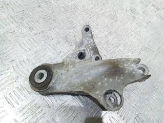 кронштейн двигателя Mercedes-Benz A-Класс W176 2013, A2462401309