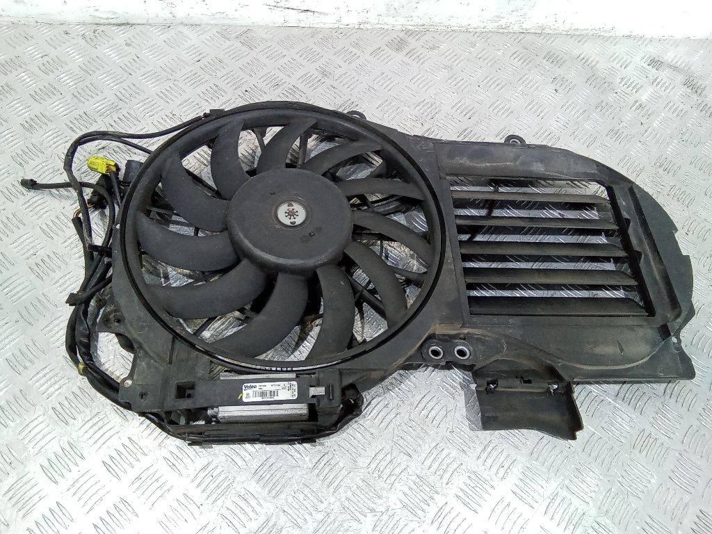 диффузор вентилятора Audi A4 B7 2005, 8E0121205Q - фото №1