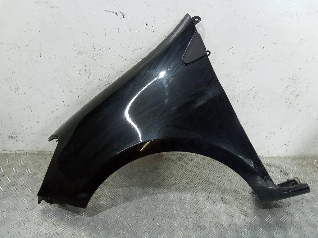 крыло переднее левое Renault Clio 3 поколение 2008, 8200256117 - фото №1