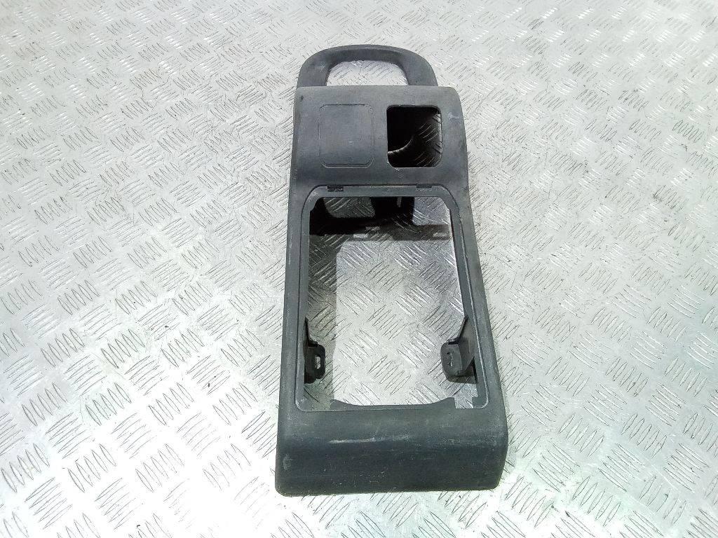 пластик MAN TGL 1 поколение 2007, 81617010178 - фото №1