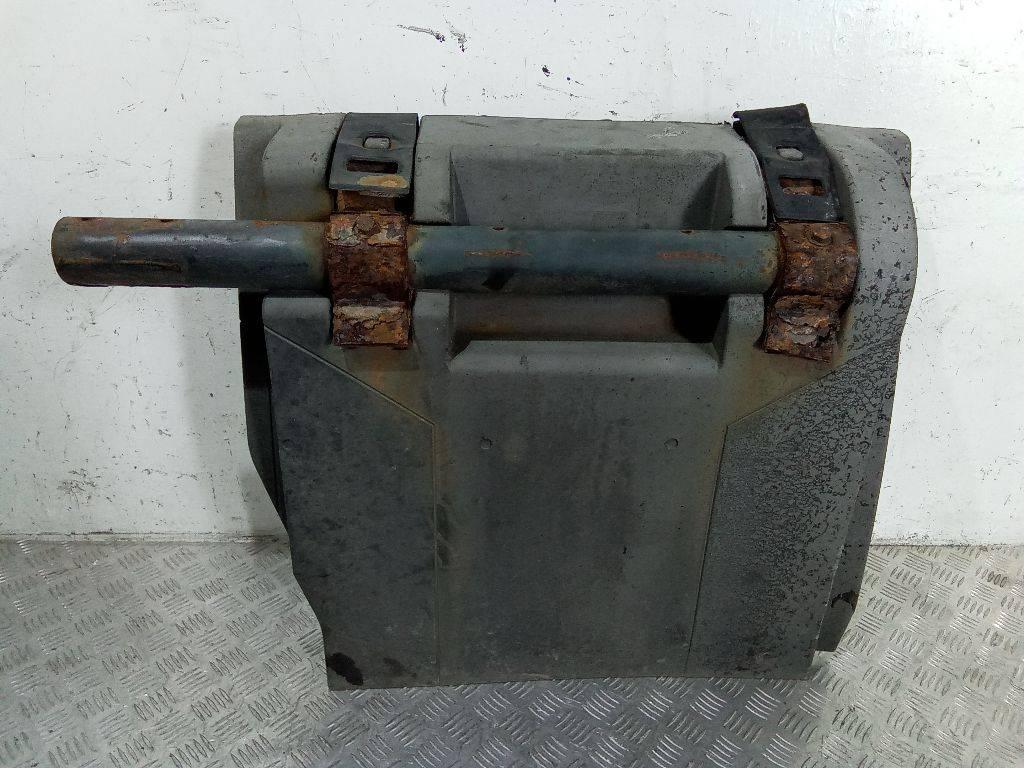 крыло заднее левое Mercedes-Benz Axor 1 поколение 2003, A9305200519 - фото №1