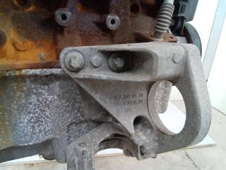 кронштейн полуоси Mercedes-Benz A-Класс W176 2013, 1.5 л., дизель, МКПП, A6072050101