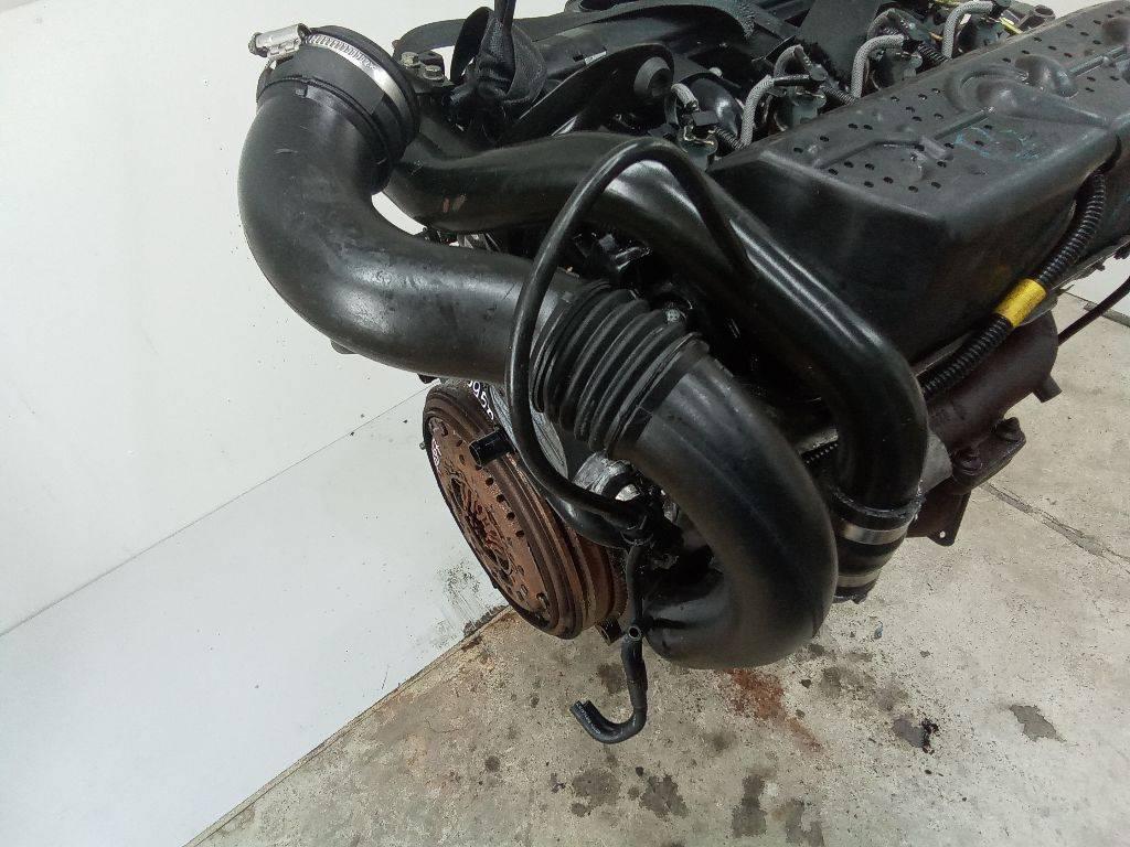 патрубок воздушного фильтра Renault Espace 4 поколение 2002, 2.2 л., дизель, МКПП, 8200207439 - фото №1