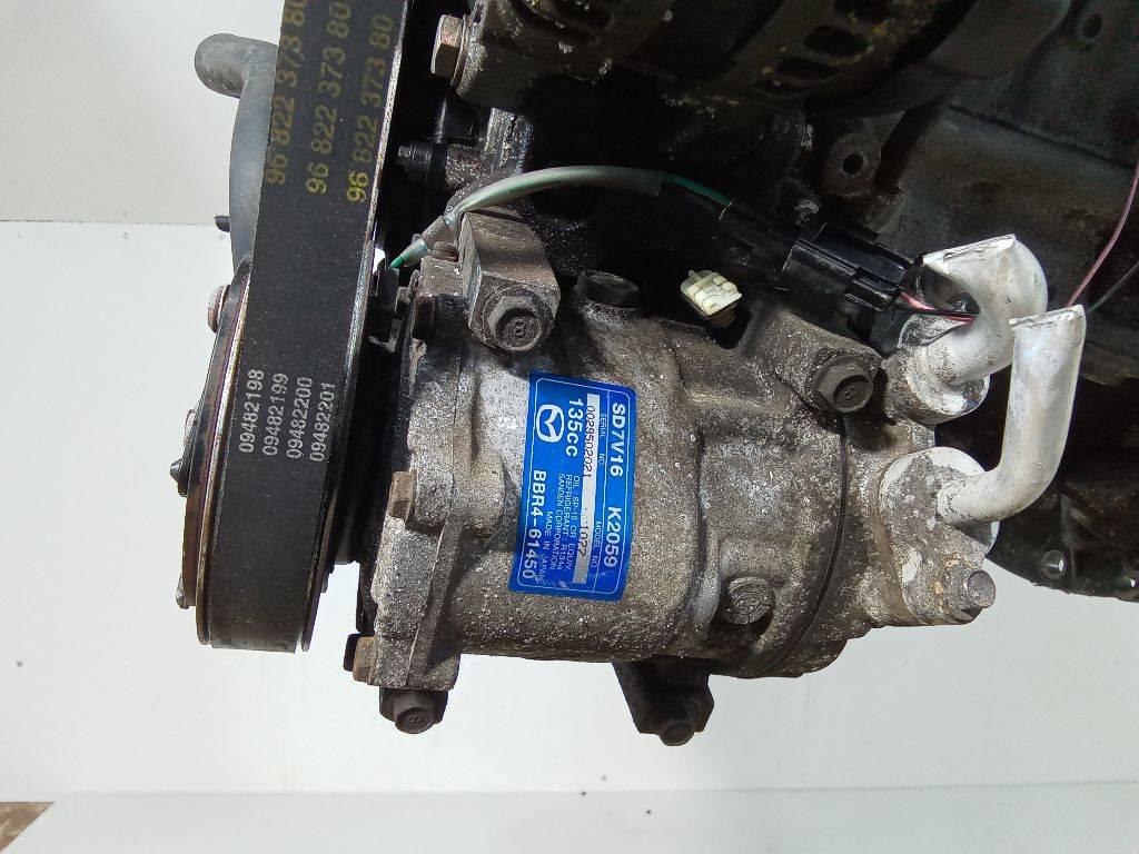 компрессор кондиционера Mazda 3 BL 2010, 1.6 л., дизель, МКПП, BBR4-61450 - фото №1
