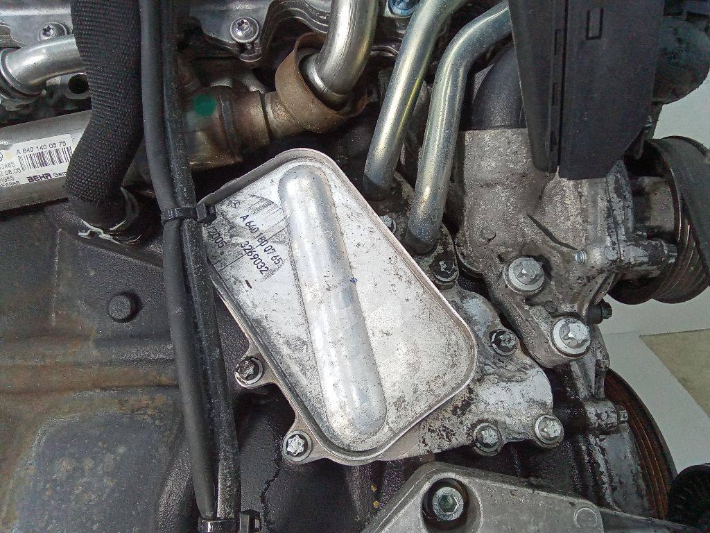 теплообменник масляного фильтра Mercedes-Benz B-Класс W245 2005, 2.0 л., дизель, МКПП, A6401800765 - фото №1