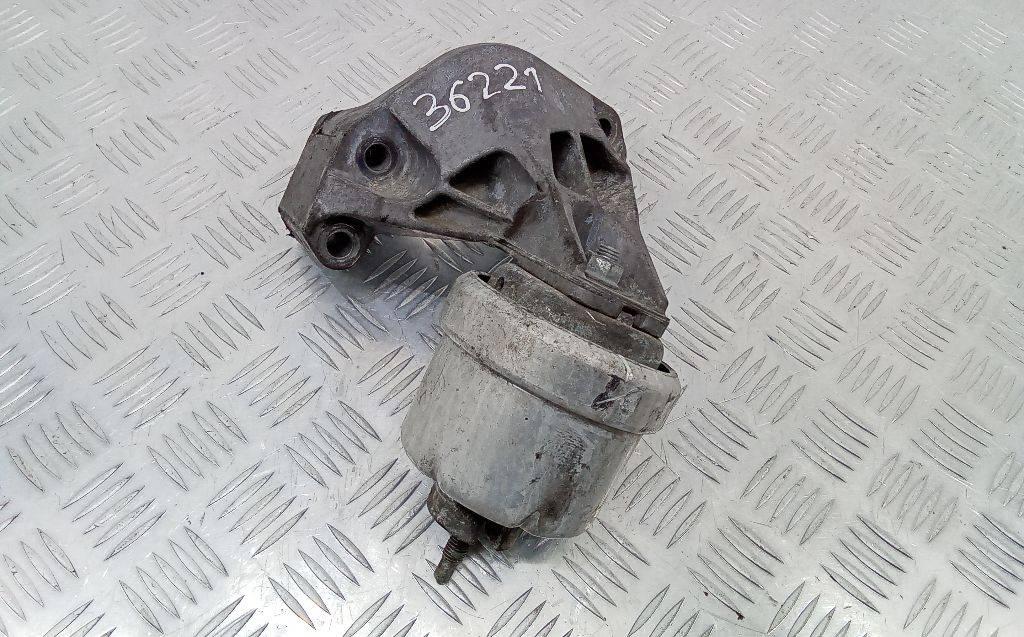 подушка крепления двигателя Opel Zafira 1 поколение (A) 1999, 1.6 л., бензин, МКПП, 90497255 - фото №1