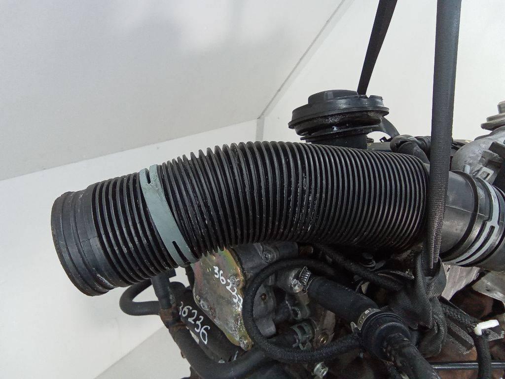 патрубок воздушного фильтра Volkswagen Golf 5 поколение 2003, 1.9 л., дизель, МКПП - фото №1