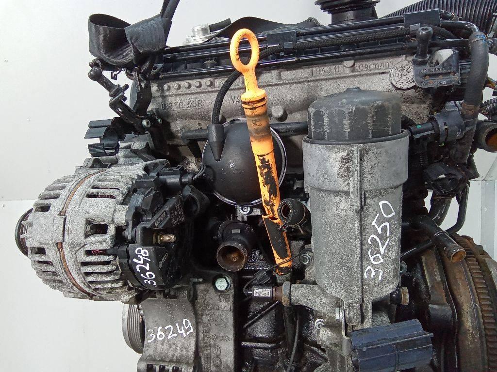 щуп двигателя Volkswagen Golf 5 поколение 2003, 1.9 л., дизель, МКПП, 038115611 - фото №1