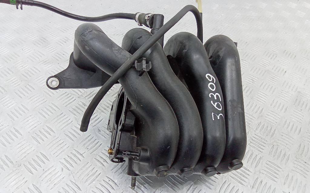 коллектор впускной Renault Clio 2 поколение 1998, 1.4 л., бензин, МКПП, 7700875337 - фото №1