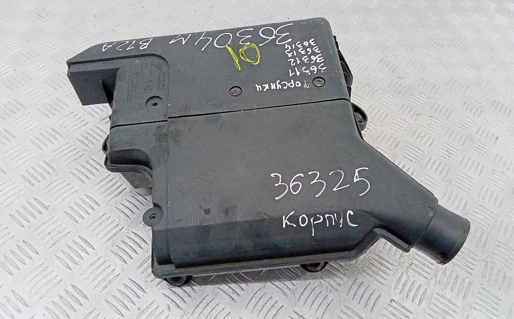 корпус воздушного фильтра Renault Clio 2 поколение 1998, 1.4 л., бензин, МКПП, 7700869136 - фото №1