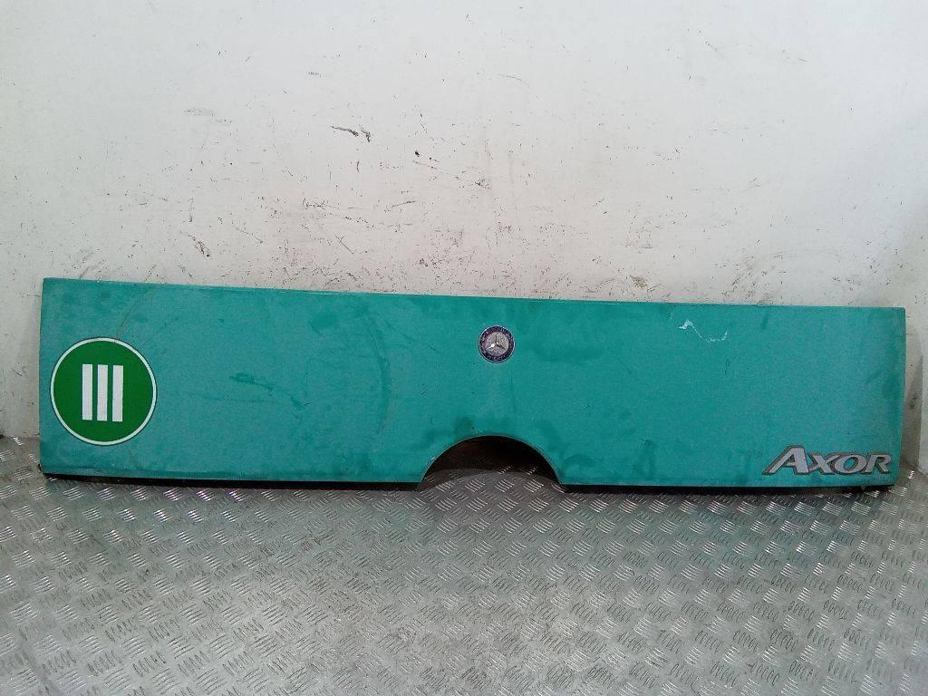 капот Mercedes-Benz Axor 1 поколение 2003, A9737500602 - фото №1