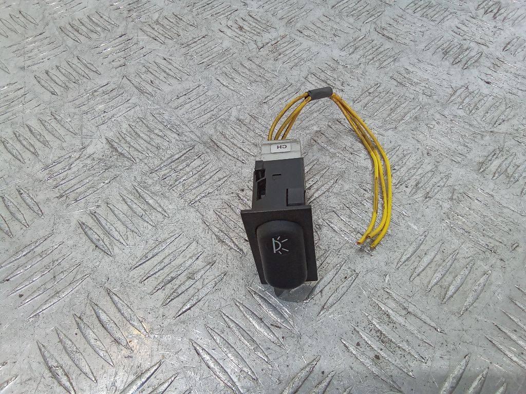 кнопка (выключатель) DAF XF 105 1 поколение 2005 - фото №1