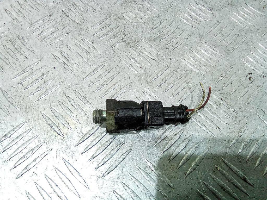 датчик детонации Renault Megane 2 поколение 2004, 1.5 л., дизель, МКПП, 7700732262 - фото №1
