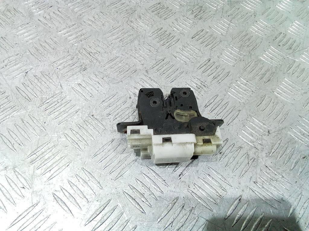 замок багажника Renault Twingo 2 поколение 2008, 8200948107 - фото №1